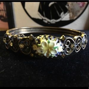 Vintage Hobe’ Bracelet